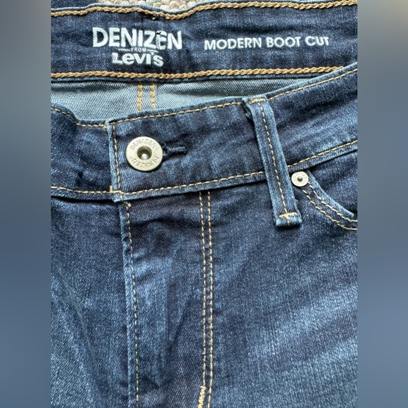 Denizen From Levi Modern Boot Cut Jeans: Size 8M 29x32: 3% Elastanne - Picture 4 of 5